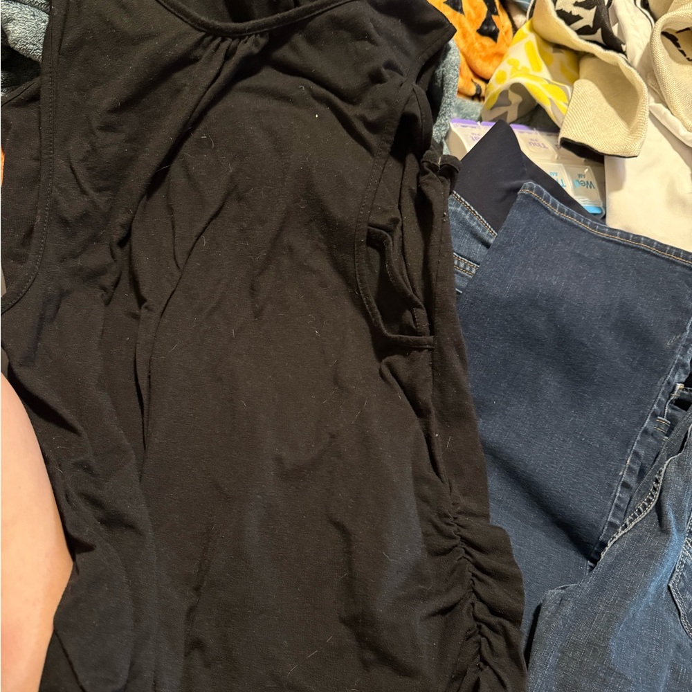 L/XL Maternity Lot
